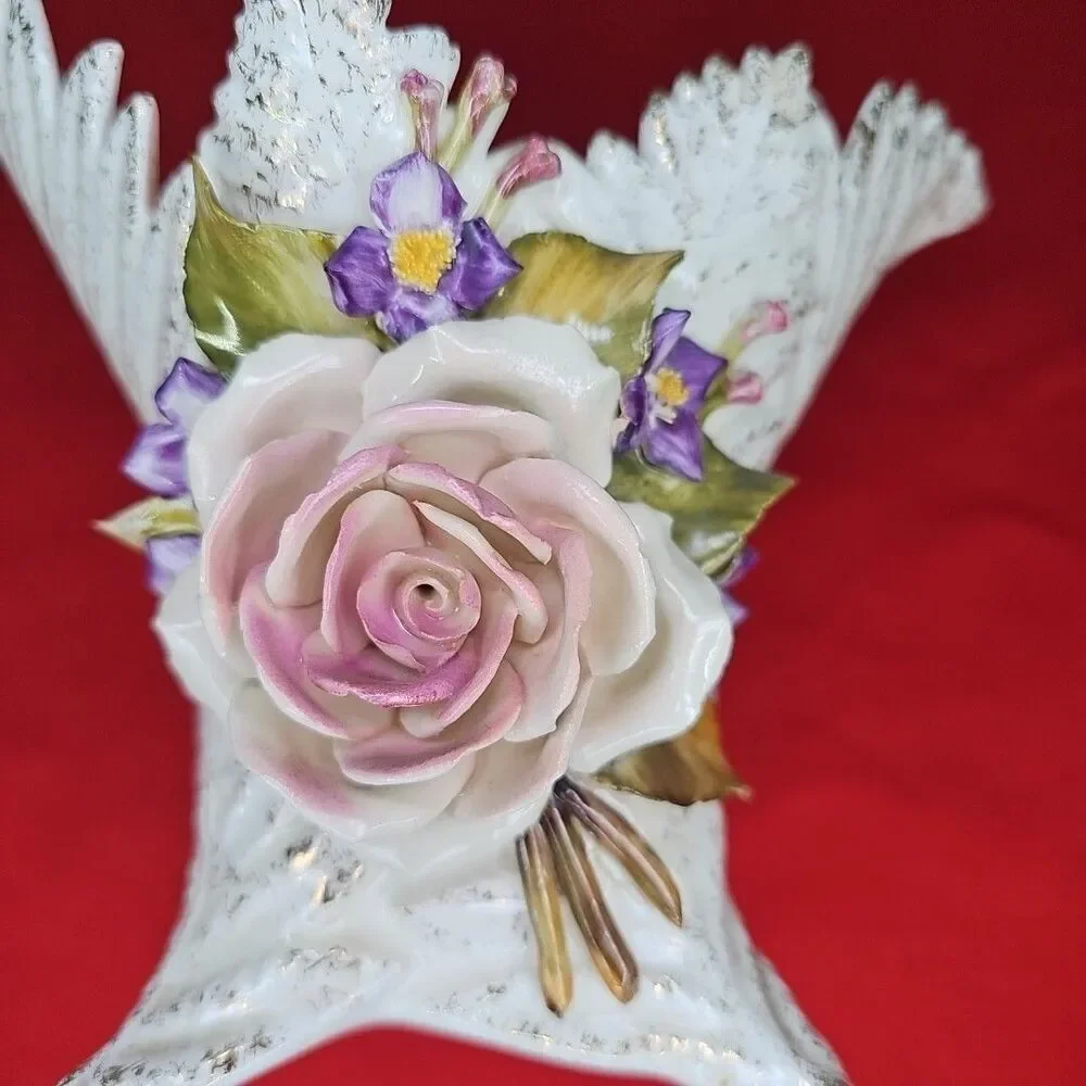 Rose Vase Vee Jackson Pottery Capodimonte Style Leaf Shape 3D Flower VTG Planter